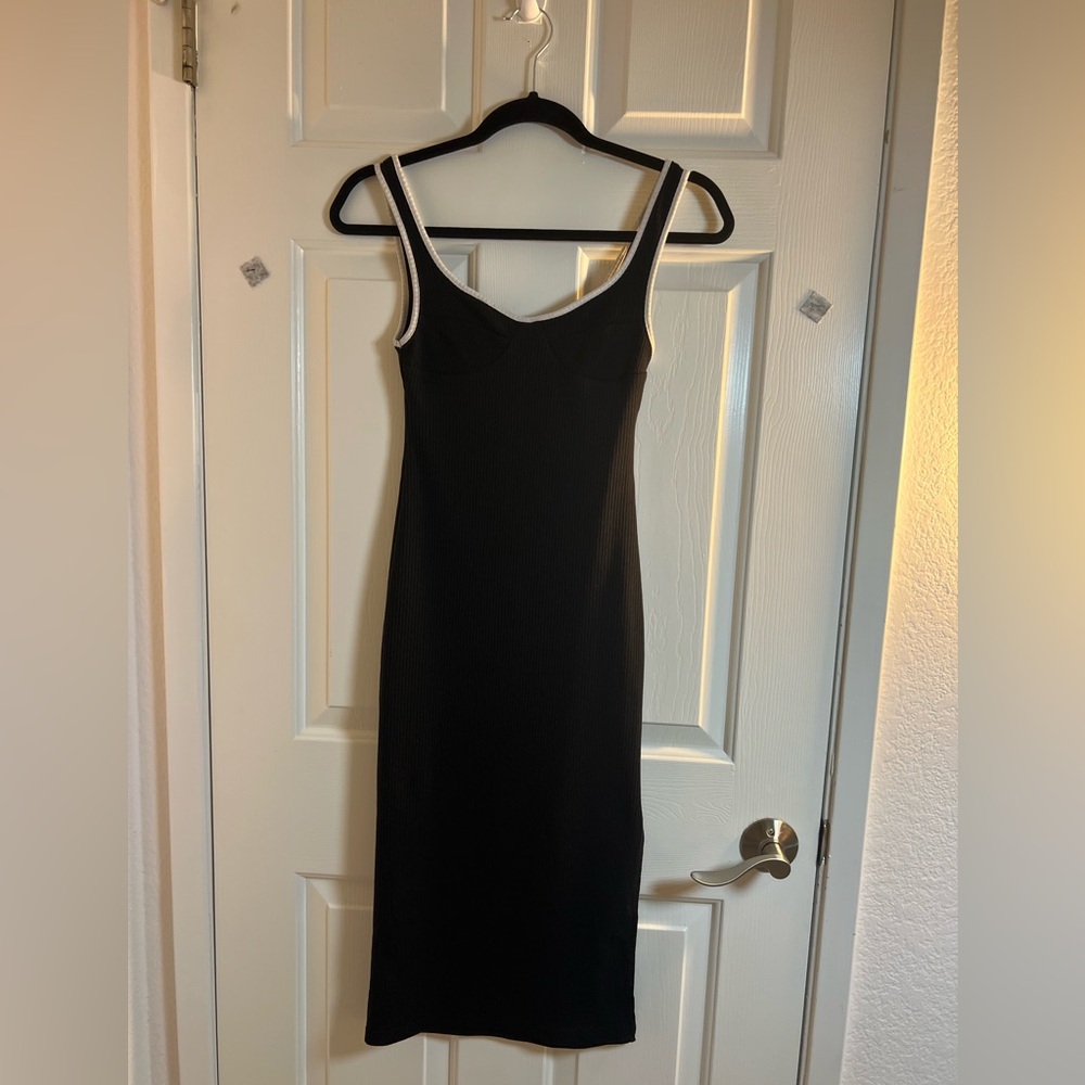 Crescent‎ Black Sheath Midi Dress Spaghetti Strap
